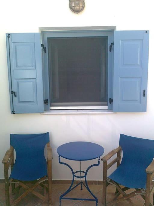 Blue House Villa Koronos Bagian luar foto